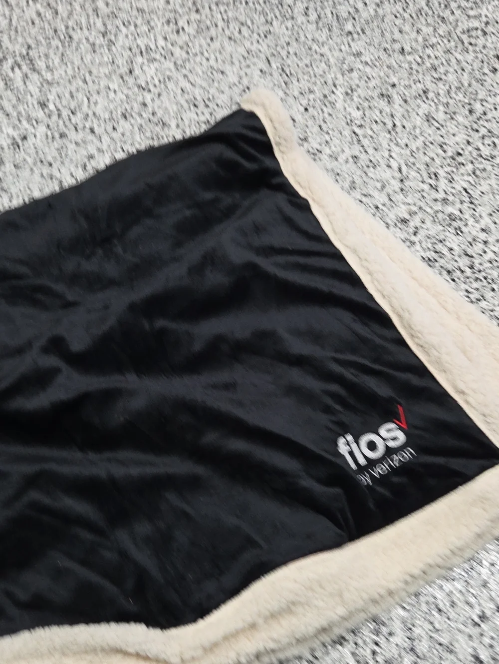 Verizon Fios Black & Cream Sherpa-Lined Kids Blanket Bottom